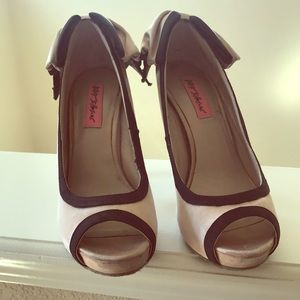 Caseyy Betsy Johnson 👠